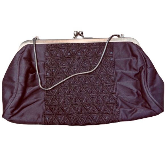 Vintage Flower Ann Taylor Loft Clutch - Picture 3 of 10